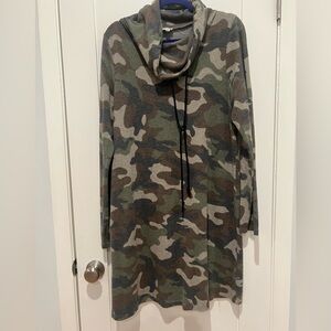 Hem and Thread Camouflage Long Sleeve Cowl Neck Draw String Dress sz L